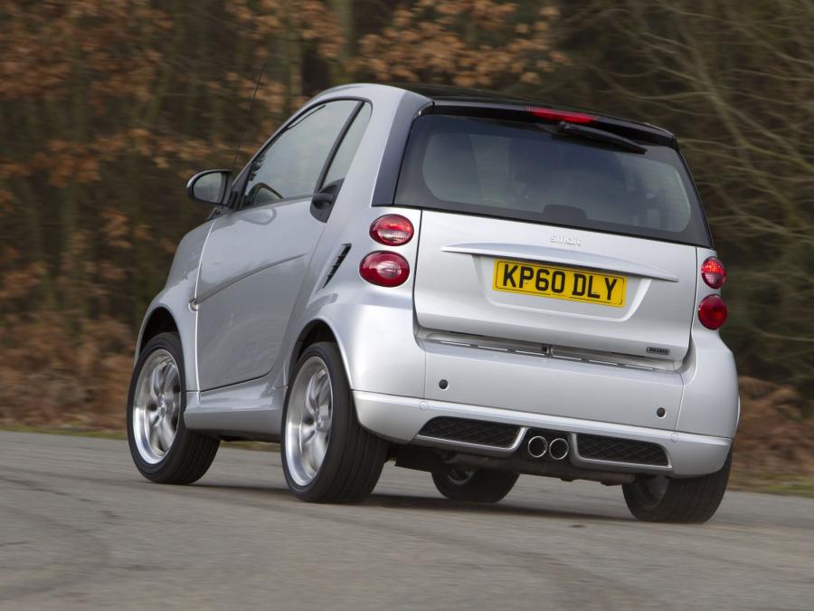  Smart ForTwo by Brabus 2010 года  (UK) (фото 5 из 8)